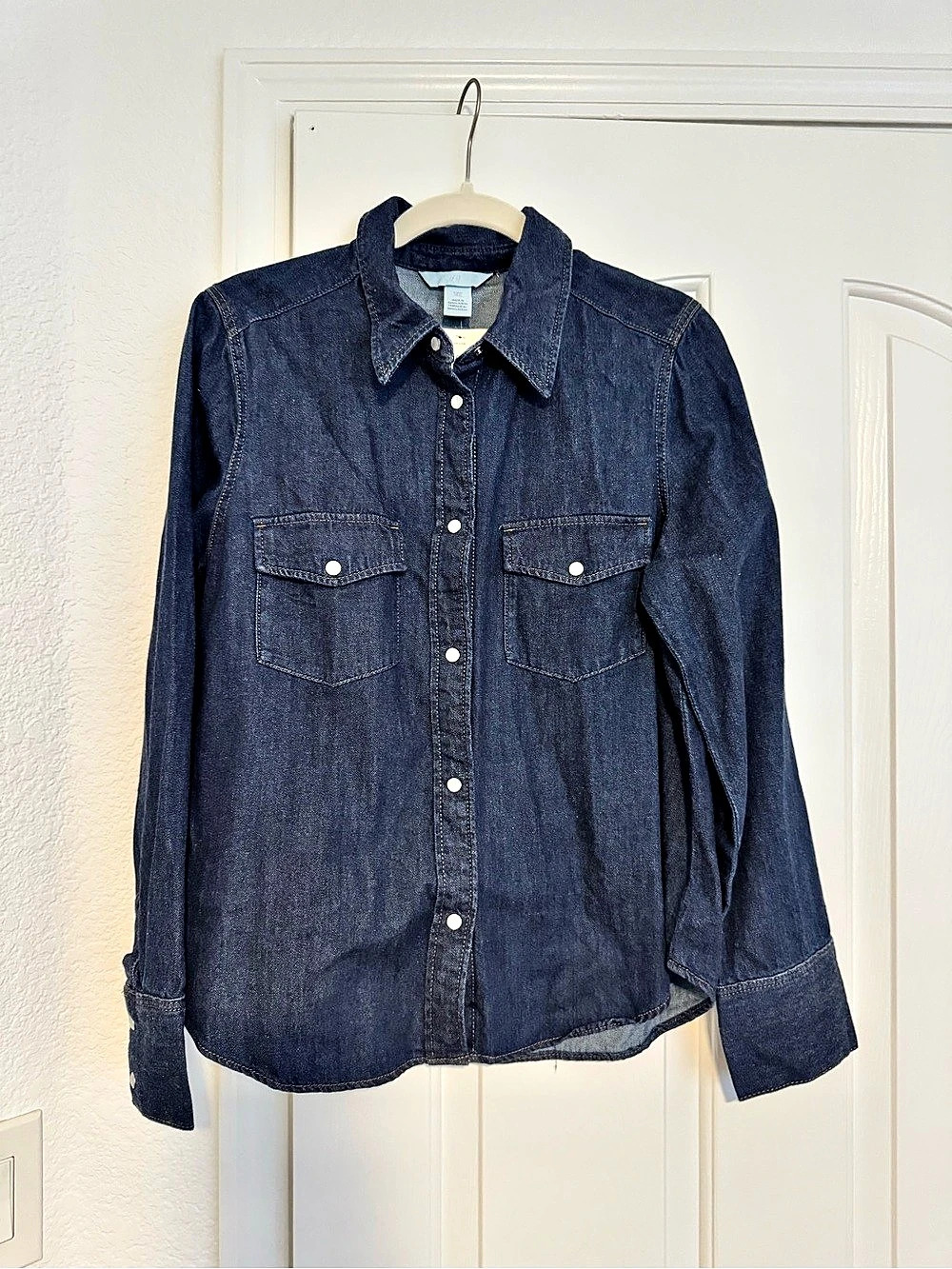 H&M Denim Shirt Jacket in Blue Size Medium NWT